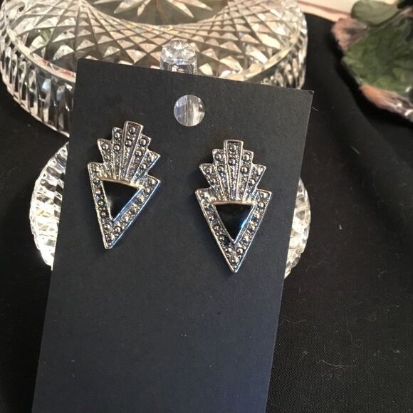 Silvertone and Black Triangle Earrings - Picture 1 of 3